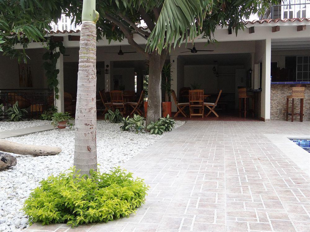 Tiki Hut Santa Marta Hostel Hostal