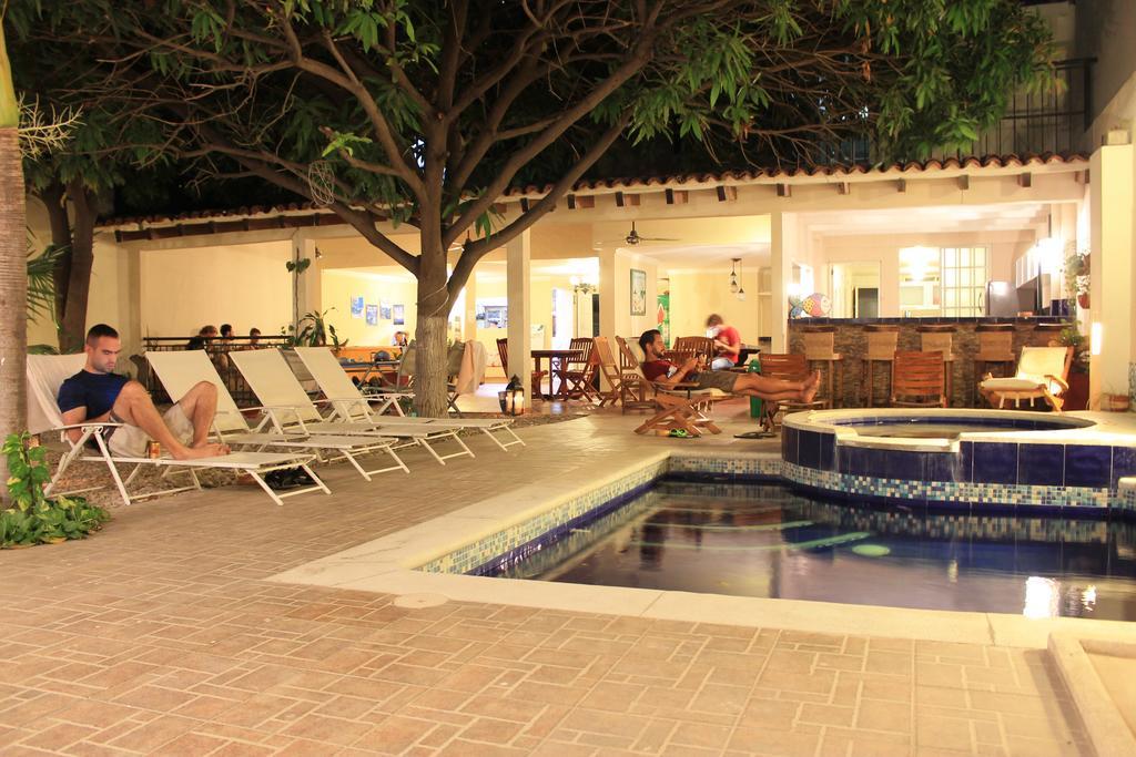 Tiki Hut Santa Marta Hostel Hostal Santa Marta (Magdalena)