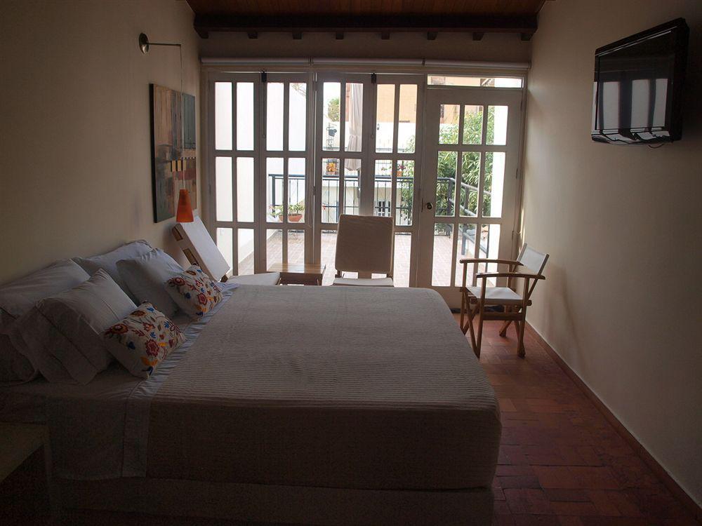 Hostal Tiki Hut Santa Marta Hostel *